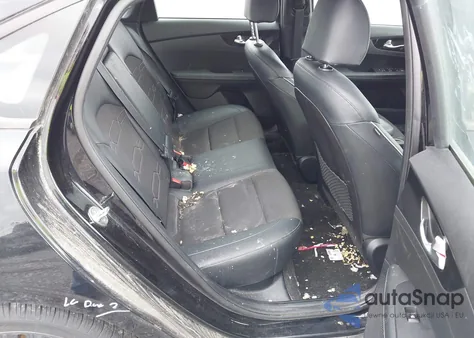 2021 Kia Forte Gt-Line из США, поврежденный, VIN 3KPF34AD4ME382105